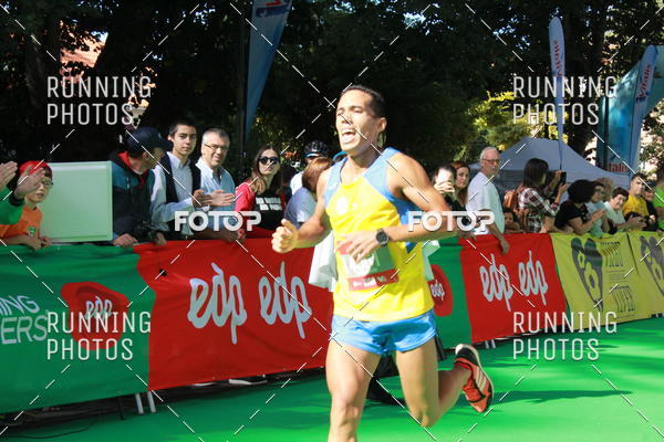 Buy your photos of the eventMeia Maratona Do 2017 on Fotop