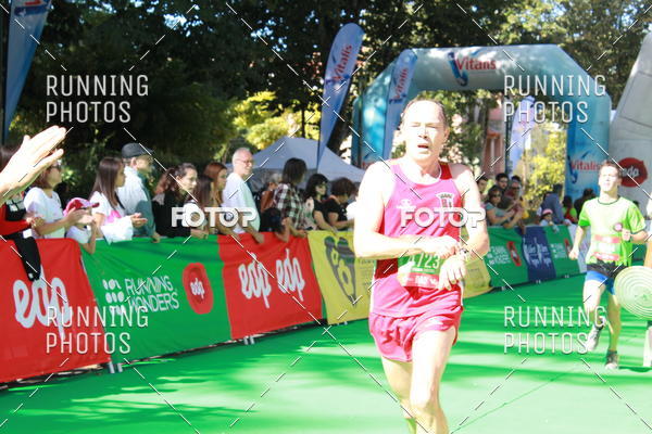 Compre suas fotos do eventoMeia Maratona Do 2017 no Fotop