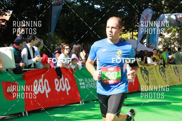 Buy your photos of the eventMeia Maratona Do 2017 on Fotop