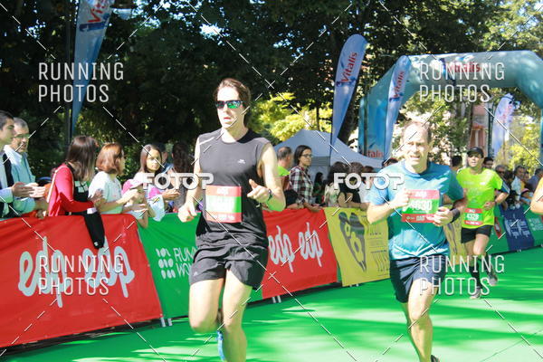 Buy your photos of the eventMeia Maratona Do 2017 on Fotop