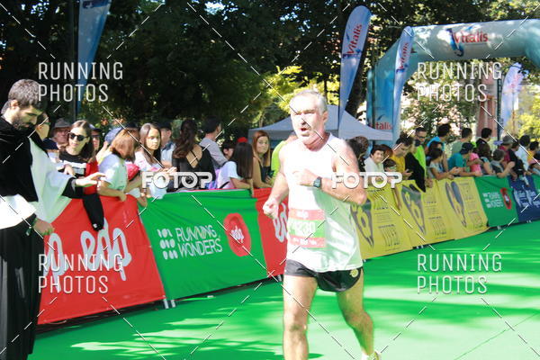 Buy your photos of the eventMeia Maratona Do 2017 on Fotop