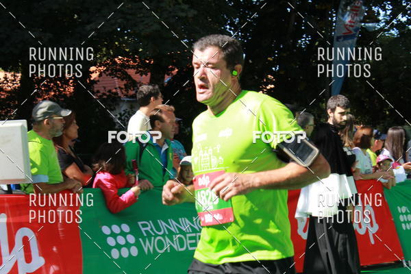 Buy your photos of the eventMeia Maratona Do 2017 on Fotop