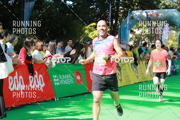 Buy your photos of the eventMeia Maratona Do 2017 on Fotop