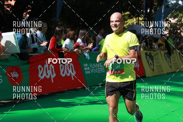 Buy your photos of the eventMeia Maratona Do 2017 on Fotop