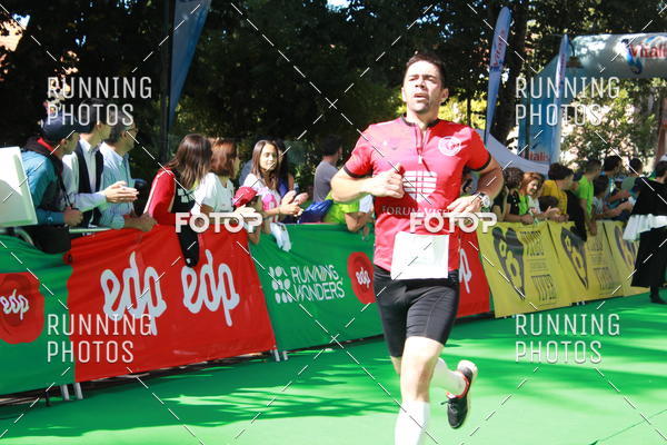 Buy your photos of the eventMeia Maratona Do 2017 on Fotop