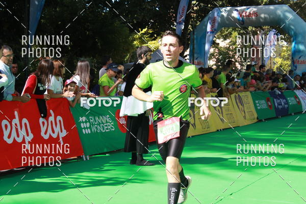 Buy your photos of the eventMeia Maratona Do 2017 on Fotop