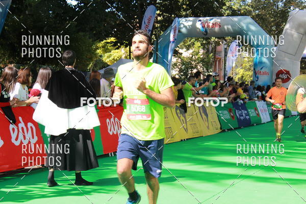 Buy your photos of the eventMeia Maratona Do 2017 on Fotop