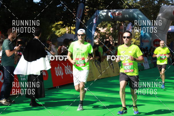 Buy your photos of the eventMeia Maratona Do 2017 on Fotop