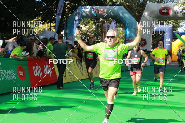 Buy your photos of the eventMeia Maratona Do 2017 on Fotop