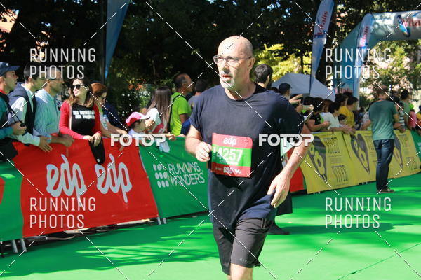 Buy your photos of the eventMeia Maratona Do 2017 on Fotop