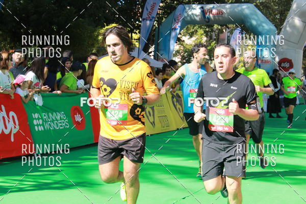 Buy your photos of the eventMeia Maratona Do 2017 on Fotop