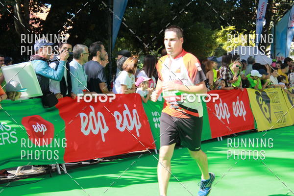 Buy your photos of the eventMeia Maratona Do 2017 on Fotop