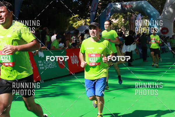 Buy your photos of the eventMeia Maratona Do 2017 on Fotop