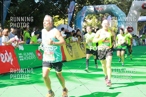 Buy your photos of the eventMeia Maratona Do 2017 on Fotop