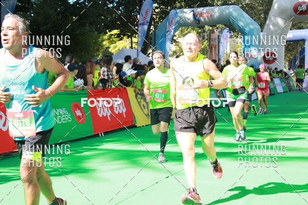 Buy your photos of the eventMeia Maratona Do 2017 on Fotop