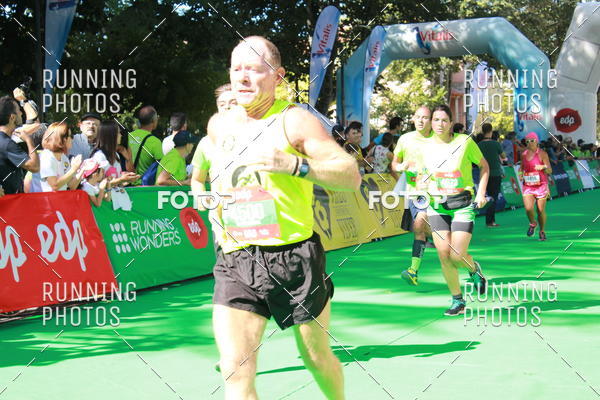 Buy your photos of the eventMeia Maratona Do 2017 on Fotop