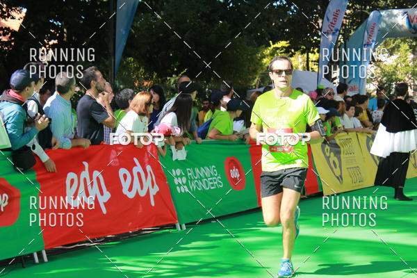 Buy your photos of the eventMeia Maratona Do 2017 on Fotop