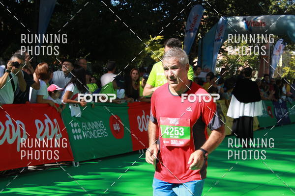 Buy your photos of the eventMeia Maratona Do 2017 on Fotop