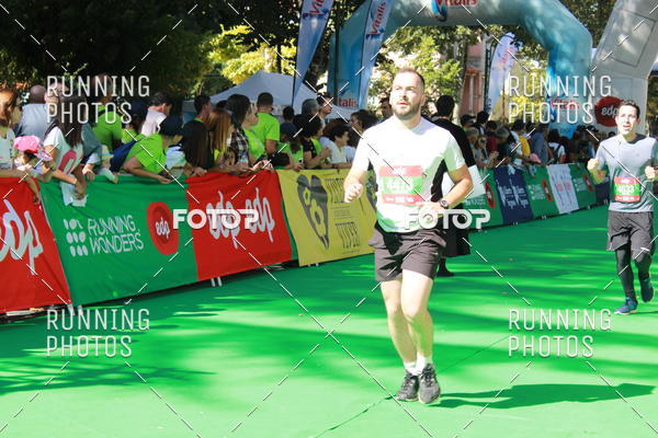 Buy your photos of the eventMeia Maratona Do 2017 on Fotop