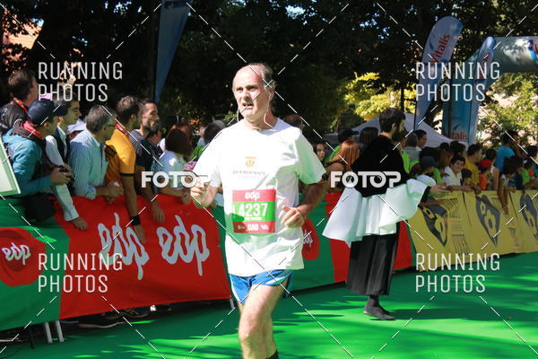 Buy your photos of the eventMeia Maratona Do 2017 on Fotop