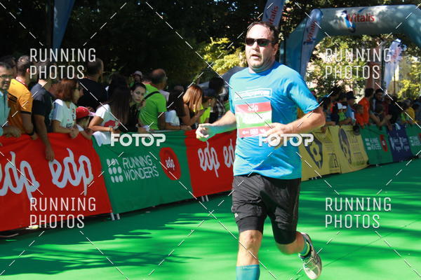 Buy your photos of the eventMeia Maratona Do 2017 on Fotop