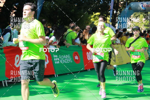 Buy your photos of the eventMeia Maratona Do 2017 on Fotop