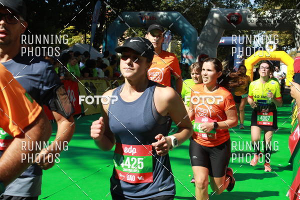 Buy your photos of the eventMeia Maratona Do 2017 on Fotop