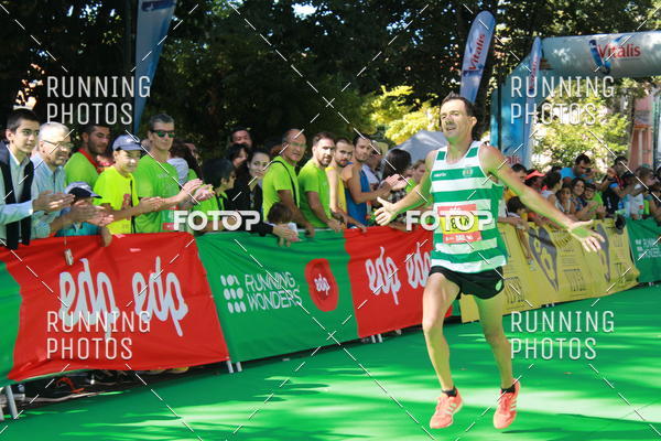 Buy your photos of the eventMeia Maratona Do 2017 on Fotop