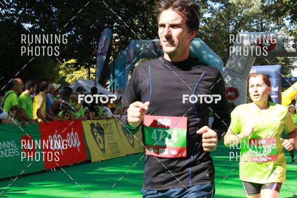 Buy your photos of the eventMeia Maratona Do 2017 on Fotop
