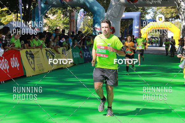 Buy your photos of the eventMeia Maratona Do 2017 on Fotop