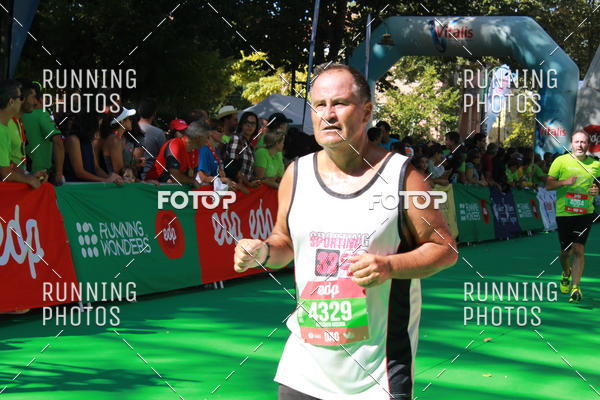 Buy your photos of the eventMeia Maratona Do 2017 on Fotop