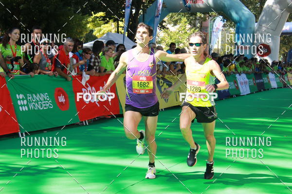 Buy your photos of the eventMeia Maratona Do 2017 on Fotop