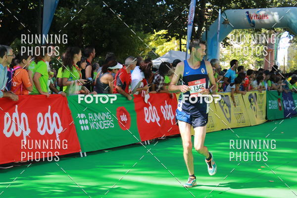 Buy your photos of the eventMeia Maratona Do 2017 on Fotop