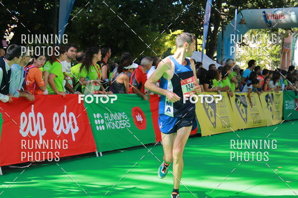 Buy your photos of the eventMeia Maratona Do 2017 on Fotop