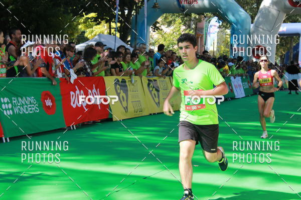 Buy your photos of the eventMeia Maratona Do 2017 on Fotop