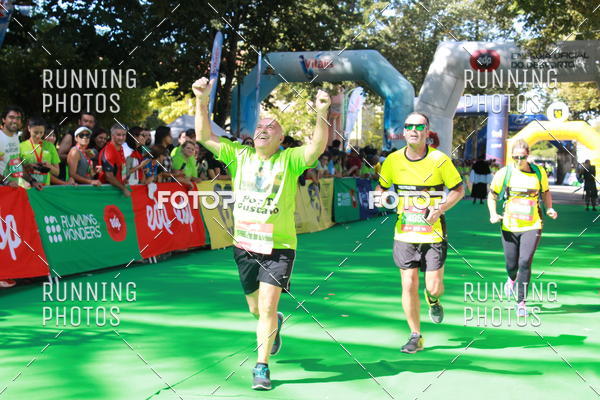 Buy your photos of the eventMeia Maratona Do 2017 on Fotop