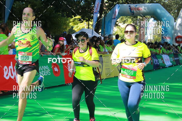 Buy your photos of the eventMeia Maratona Do 2017 on Fotop