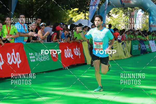 Buy your photos of the eventMeia Maratona Do 2017 on Fotop