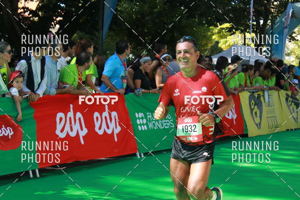 Buy your photos of the eventMeia Maratona Do 2017 on Fotop