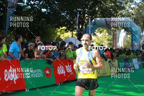 Buy your photos of the eventMeia Maratona Do 2017 on Fotop