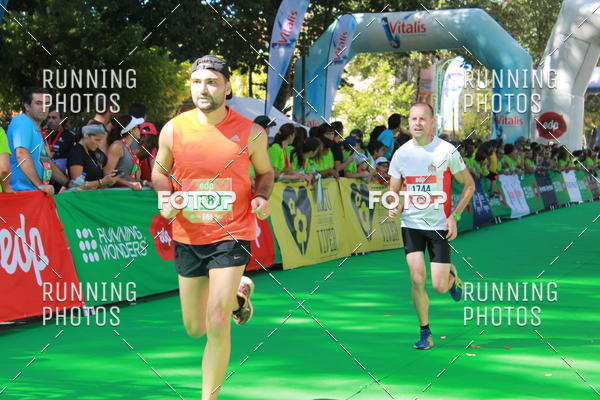 Buy your photos of the eventMeia Maratona Do 2017 on Fotop