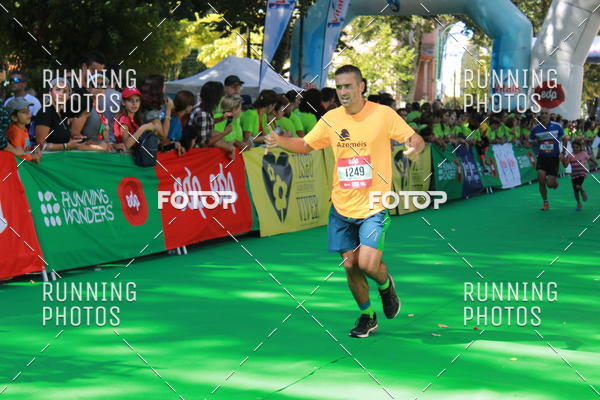 Buy your photos of the eventMeia Maratona Do 2017 on Fotop