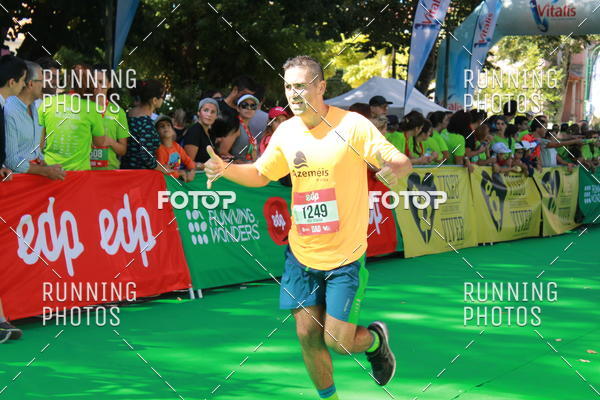 Buy your photos of the eventMeia Maratona Do 2017 on Fotop