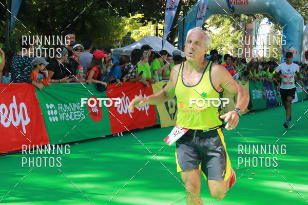 Buy your photos of the eventMeia Maratona Do 2017 on Fotop