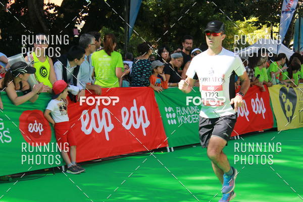 Buy your photos of the eventMeia Maratona Do 2017 on Fotop