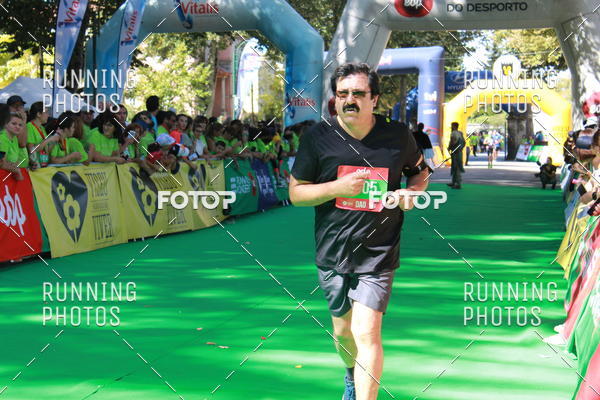 Buy your photos of the eventMeia Maratona Do 2017 on Fotop