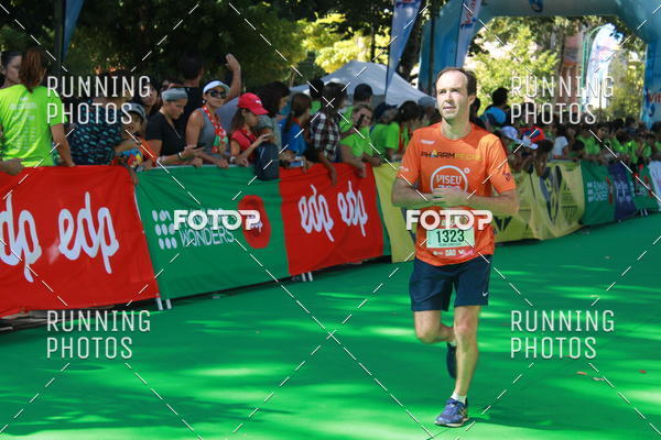 Buy your photos of the eventMeia Maratona Do 2017 on Fotop