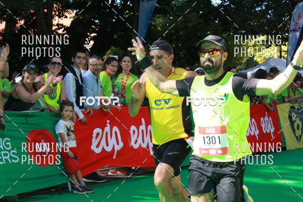 Buy your photos of the eventMeia Maratona Do 2017 on Fotop