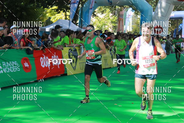 Buy your photos of the eventMeia Maratona Do 2017 on Fotop