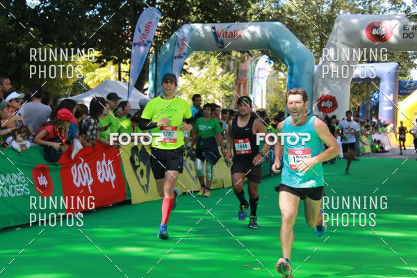 Buy your photos of the eventMeia Maratona Do 2017 on Fotop